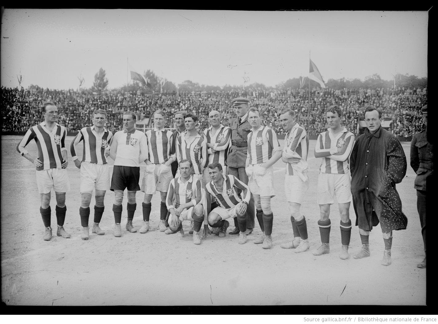 Team Czechoslovakia. Image from gallica.bnf.fr/ Bibliothèque nationale de France.